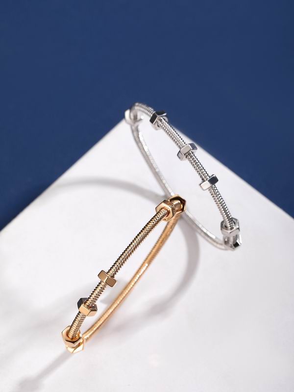 Cartier bracelet 03lyx92